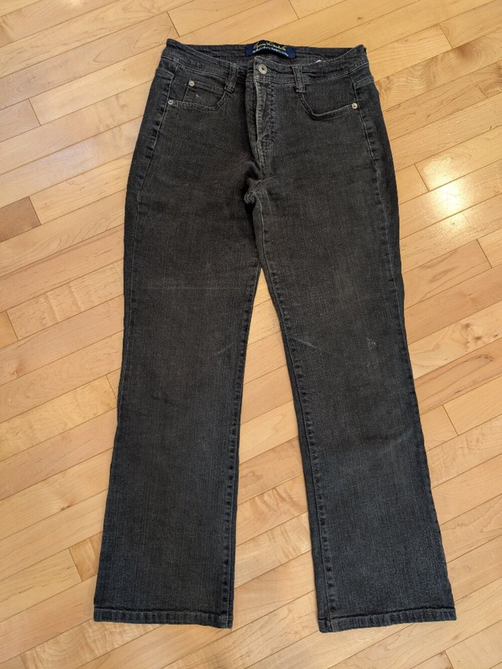 Gloria Vandebilt Women's Black Perfect Fit Jeans - Size 10